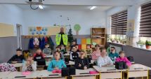 Stire din Eveniment : Polițiștii, prezenți în rândul elevilor din Crucea