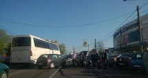 Stire din Eveniment : GALERIE FOTO / Accident rutier pe Șoseaua Mangaliei