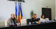 Stire din Politică-Administrație : Problema câinilor fără stăpân din Constanța, dezbătută azi