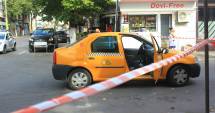 Stire din Eveniment : SCENE DE GROAZĂ LA CONSTANȚA / BĂRBATUL CARE L-A ÎNJUNGHIAT PE TAXIMETRIST A MURIT LA SPITAL, DUPĂ CE S-A AUTOMUTILAT