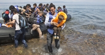 Barcă plină cu imigranți, răsturnată  în mare. 100 de persoane, date dispărute