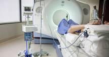 Stire din Sănătate : Suferiți de afecțiuni cardiace? Rugați-vă  să nu aveți nevoie de "angiograful-muzeu"