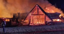Stire din Eveniment : UPDATE. INCENDIU PENSIUNE / Oameni dispăruți în continuare! Cinci victime găsite carbonizate, printre care și un copil