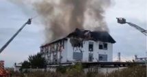 Stire din Eveniment : UPDATE Incendiu la un hotel. Două lucrătoare din Nepal găsite carbonizate