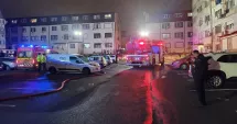 Stire din Eveniment : UPDATE Incendiu devastator în Năvodari! O persoană a fost găsită decedată în apartament