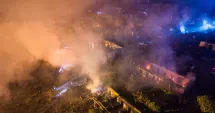 Stire din Actualitate : Explozie devastatoare într-o fabrică de artificii. Zeci de morți și răniți după o deflagrație uriașă