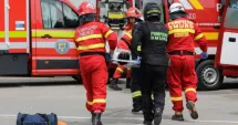 Stire din Eveniment : Un bărbat a murit carbonizat într-un incendiu izbucnit în apartament. Soția sa, în stare critică la spital