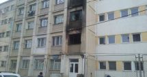 Stire din Eveniment : Incendiu la un cămin militar.  Zeci de persoane, evacuate