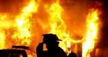 Stire din Eveniment : Tragedie în Vinerea Mare. Șase oameni au murit, dintre care trei copii, într-un INCENDIU DEVASTATOR