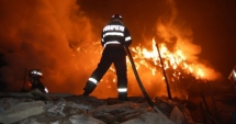 Stire din Eveniment : Tragedie în ziua de Crăciun. Un bătrân a murit ars în propria casă