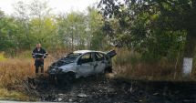 Stire din Eveniment : FOTO. Autoturism cuprins de flăcări, la ieșire din Neptun