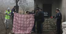 Stire din Eveniment : Părinți acuzați că și-au omorât fetițele