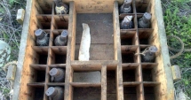 Stire din Eveniment : Indivizi prinși în timp ce furau… grenade
