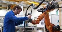 Stire din Economie : Industria e pe val