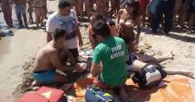 Stire din Eveniment : TRAGEDIE LA NEPTUN. Turist ÎNECAT sub ochii rudelor / GALERIE FOTO