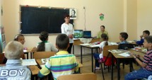 Stire din Cultură-Educație : Inspectoratul Școlar le avertizează pe învățătoarele constănțene