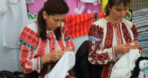 Stire din Economie : Întâlnire cu minunățiile artizanilor și meșteșugarilor populari
