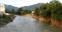 Stire din Social : Cod portocaliu de inundații pe râuri din șase județe