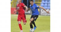Stire din Sport : Învinsă de Gaz Metan, FC Viitorul va avea viaţă grea în play-out