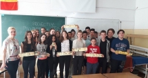 Stire din Cultură-Educație : "Invitație la sănătate", campanie încheiată  cu succes de liceenii de la "Callatis"