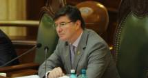 Stire din Politică-Administrație : "Se impune o sesiune extraordinară pentru reexaminarea Codului fiscal"