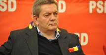 Stire din Cultură-Educație : "Ministrul Ioan Rus este obligat să-și dea demisia"