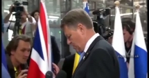 Stire din Politică-Administrație : Klaus Iohannis, sancționat de jurnaliștii britanici pentru mutarea steagului britanic