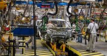 Stire din Economie : Angajații români din domeniul auto, ameninţaţi de concedieri