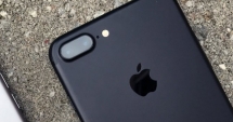 Stire din Tehnologie : Apple va reduce cu 10% producția de iPhone-uri în primul trimestru din 2017