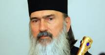 Stire din Cultură-Educație : Victimele din "Colectiv", pomenite la Constanța