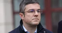 Stire din Actualitate : Ministrul Economiei: După 20 de ani de la intrarea în UE, nu avem semnătură electronică cu adevărat funcțională