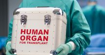 Stire din Social : Al treilea transplant de plămâni a fost efectuat la un pacient de 34 de ani