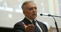 Stire din Economie : Mugur Isărescu, atac la Codul  Fiscal. "Decizia  lui Iohannis  a fost înțeleaptă"