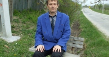Stire din Eveniment : "Poetul" care l-a dat în judecată pe polițistul Godină: "Voi cere despăgubiri. Am primit amenințări cu moartea". Ce poezii publica acesta