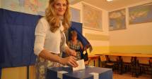 Stire din Politică-Administrație : Surpriză în cursa pentru Primăria Constanța. Ramona Mănescu vrea să candideze
