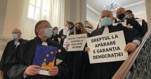 Stire din Eveniment : Avocaţii au protestat pentru apărarea profesiei. „Este încălcat principiul confidențialității!”
