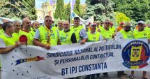 Stire din Eveniment : Polițiștii se revoltă: „Este ilegal! Cine a emis certificatele verzi COVID să le și verifice!”