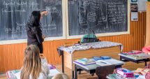 Stire din Cultură-Educație : Fără semestre, fără teze! Astăzi debutează un nou experiment, ai cărui cobai sunt profesorii și elevii români