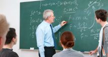Stire din Cultură-Educație : Testarea în școli, mai importantă decât rata de vaccinare a profesorilor și a elevilor