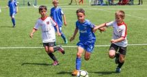 Stire din Sport : Juniorii Academiei Hagi, campionii turneului Dolphin Cup