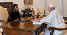 Stire din Actualitate : Președinta Ungariei i-a cerut Papei Francisc să inițieze un dialog pentru pace în Ucraina