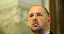Stire din Politică-Administrație : "UDMR va vota pentru învestirea Guvernului Ponta 4"