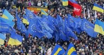 Stire din Actualitate : Kievul condamnă decizia Rusiei de a distribui pașapoarte  în estul Ucrainei