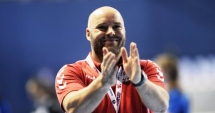 Stire din Sport : Campioanele de la CSM București rămân fără antrenor