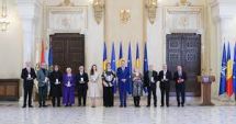Stire din Politică-Administrație : Președintele Iohannis a decorat o serie de personalități și instituții de cultură cu prilejul Zilei Culturii Naționale