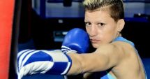 Stire din Sport : Lăcrămioara Perijoc, fotbalista din ringul de box