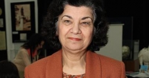 Stire din Cultură-Educație : Lansare de carte  la Centrul cultural "Elena Roizen"  din Ovidiu