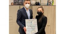 Stire din Sport : Larisa Iordache, felicitată de ministrul Tineretului şi Sportului
