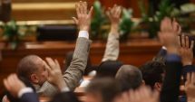 Stire din Politică-Administrație : Bugetul de stat pe 2025, adoptat după ore întregi de dezbateri și proteste: ”E profund imoral”