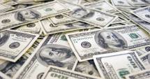 Stire din Economie : Dolarul mușcă din leu